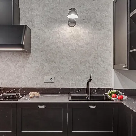 Apartment Square Deluxe *